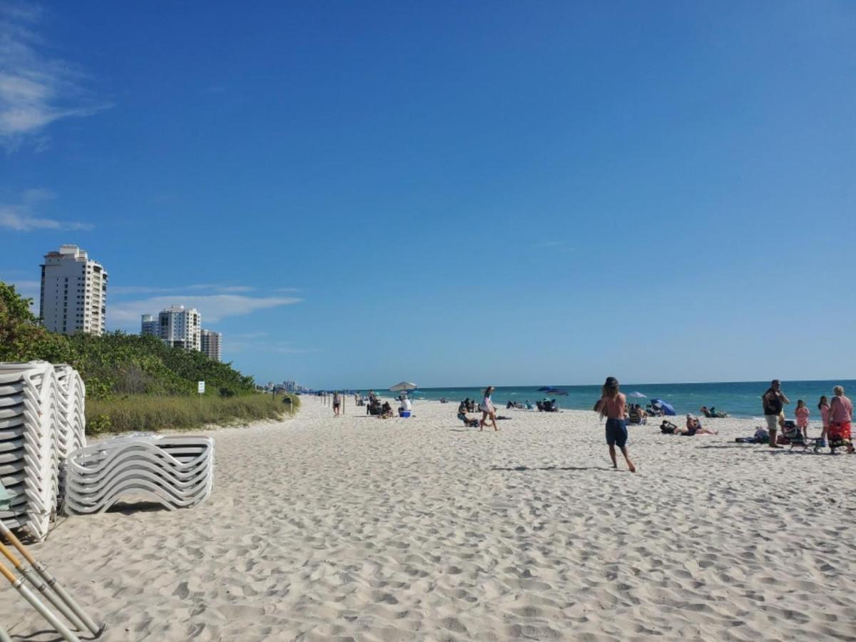 Few Steps To Ocean-4 Beach Cruisers & Free Parking & Private Backyard Джэксонвилл-Бич Экстерьер фото